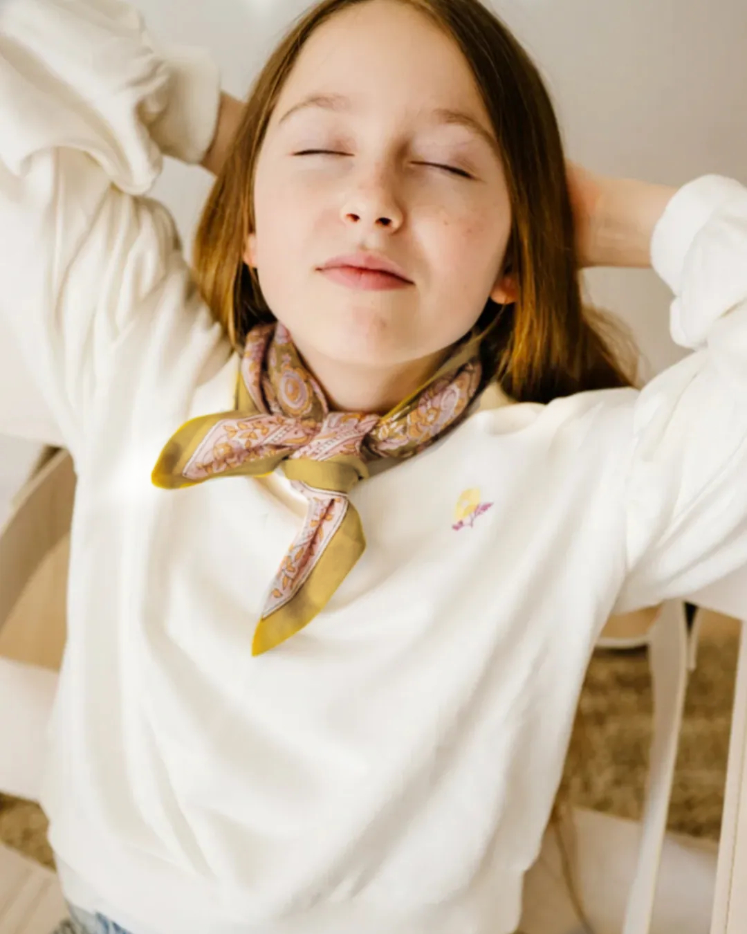 加爾達卡其綠 | 領巾