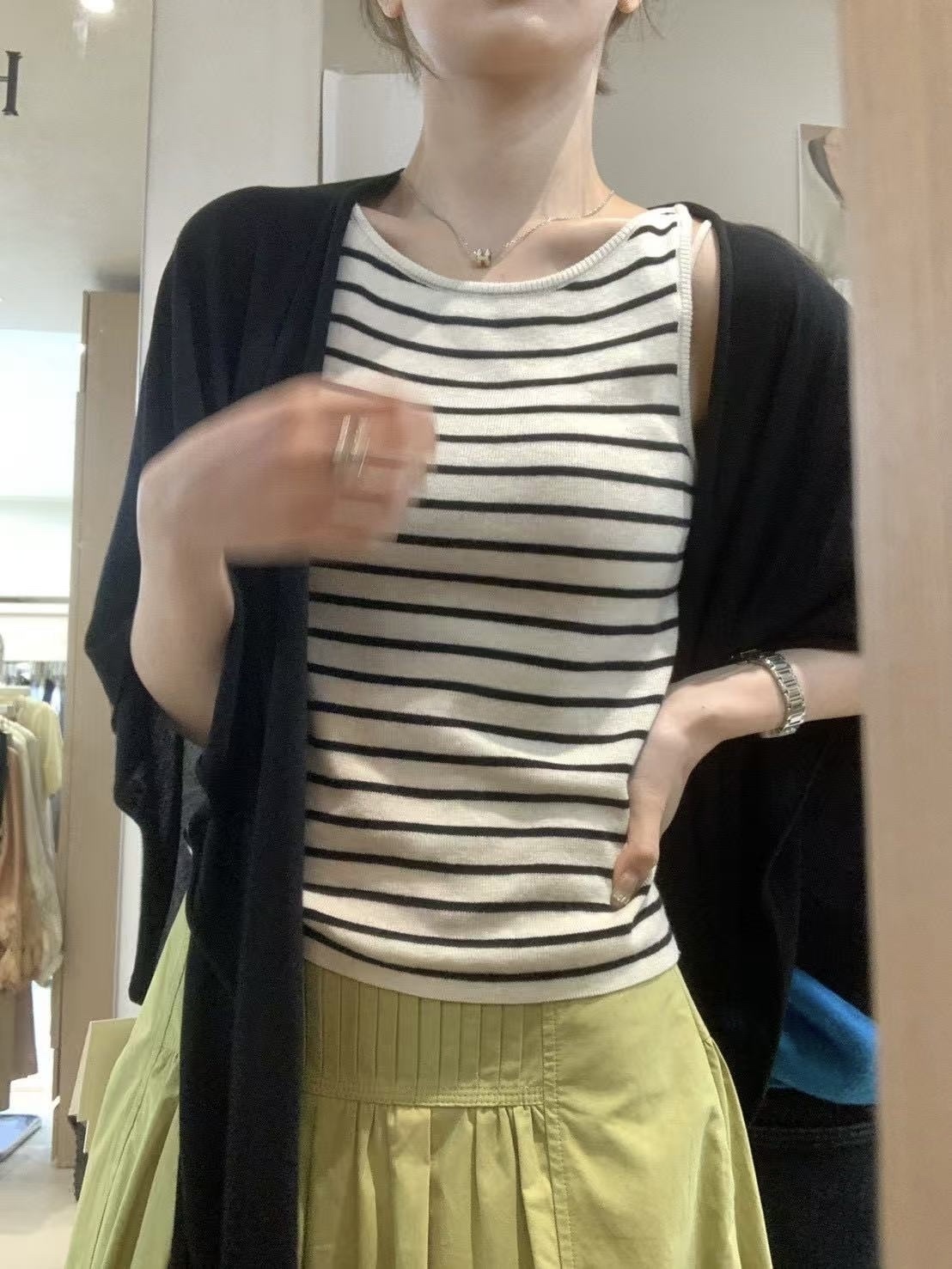 813 簡約日常百搭圓領針織背心