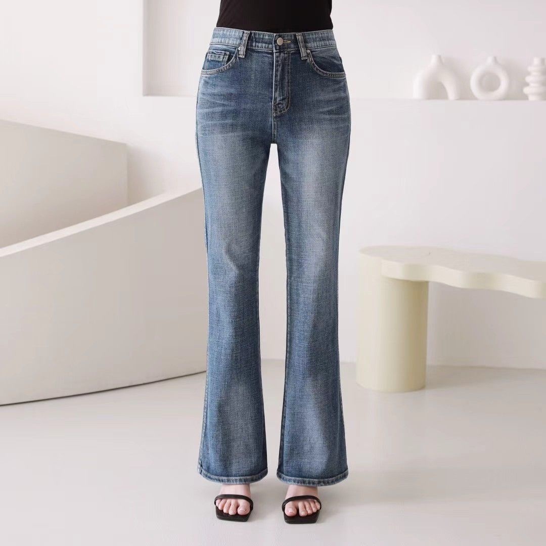 V牌子高質彈性微喇叭牛仔褲～155W