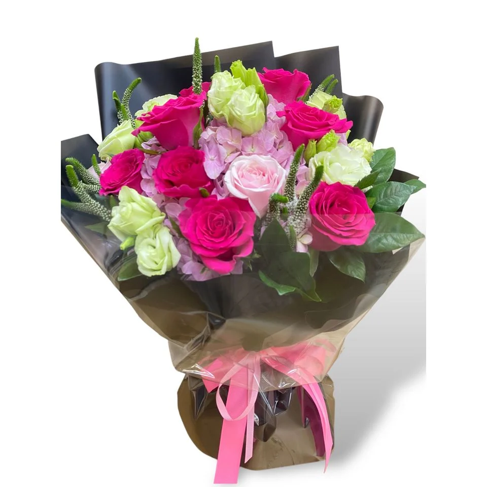 W - 桃紅色玫瑰配繡球花束_HYD55005