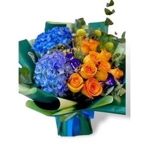 W - 繡球配玫瑰花束_HYD62801