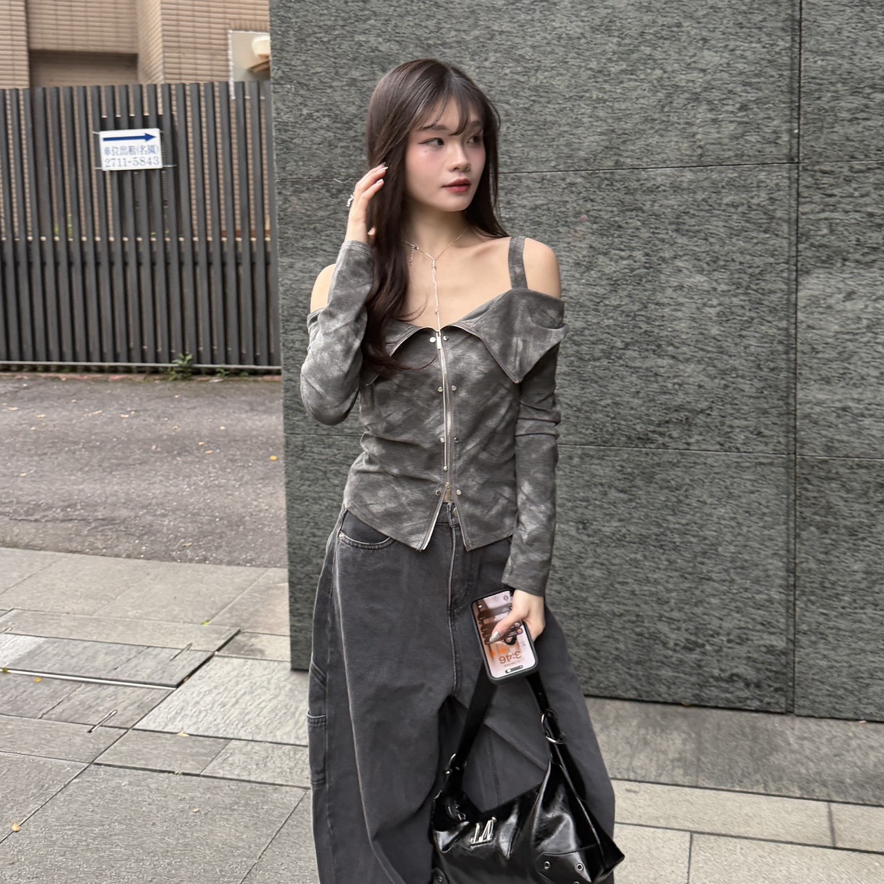 6610 翻領格紋拉鍊一字領上衣(R)