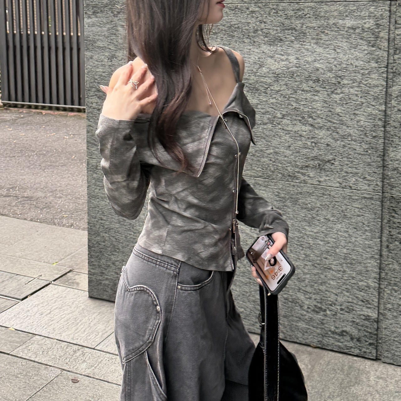 6610 翻領格紋拉鍊一字領上衣(R)