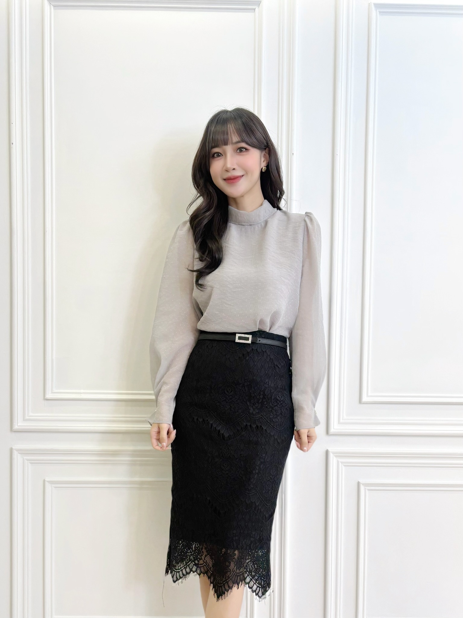 細閃感微透領巾上衣