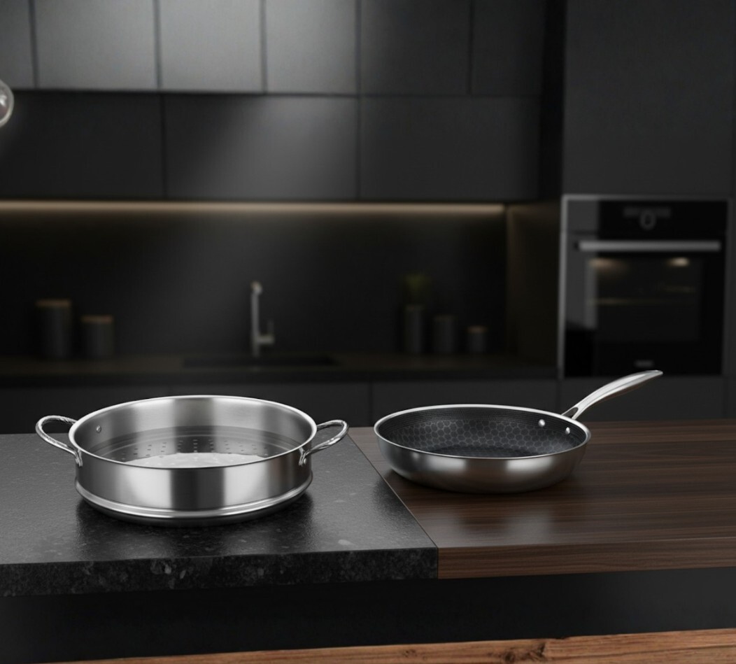 0411WB13-韓國廚具-X9-A廚房鍋具套裝【三件套】 1. 炒鍋 (30CM) #G型蓋 2. 雙耳蒸屜 (30CM) #非不鏽鋼 3. 廚房四件套 (湯勺＋鏟＋剪刀＋竹潔布) (A13)