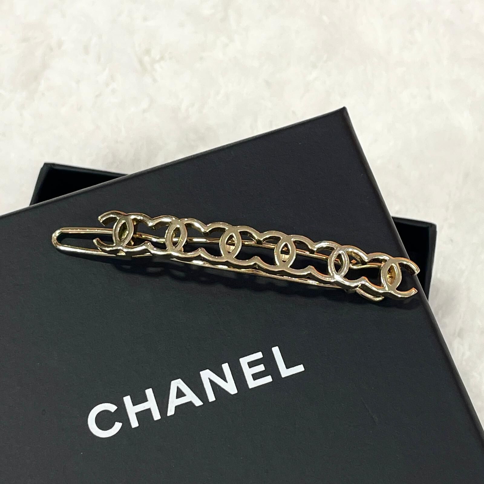 全新CHANEL HAIR CLIP AB6429 7x1cm 淡金屬 6連環CC LOGO #香奈兒髮夾 #BRAND NEW #香榭站正品