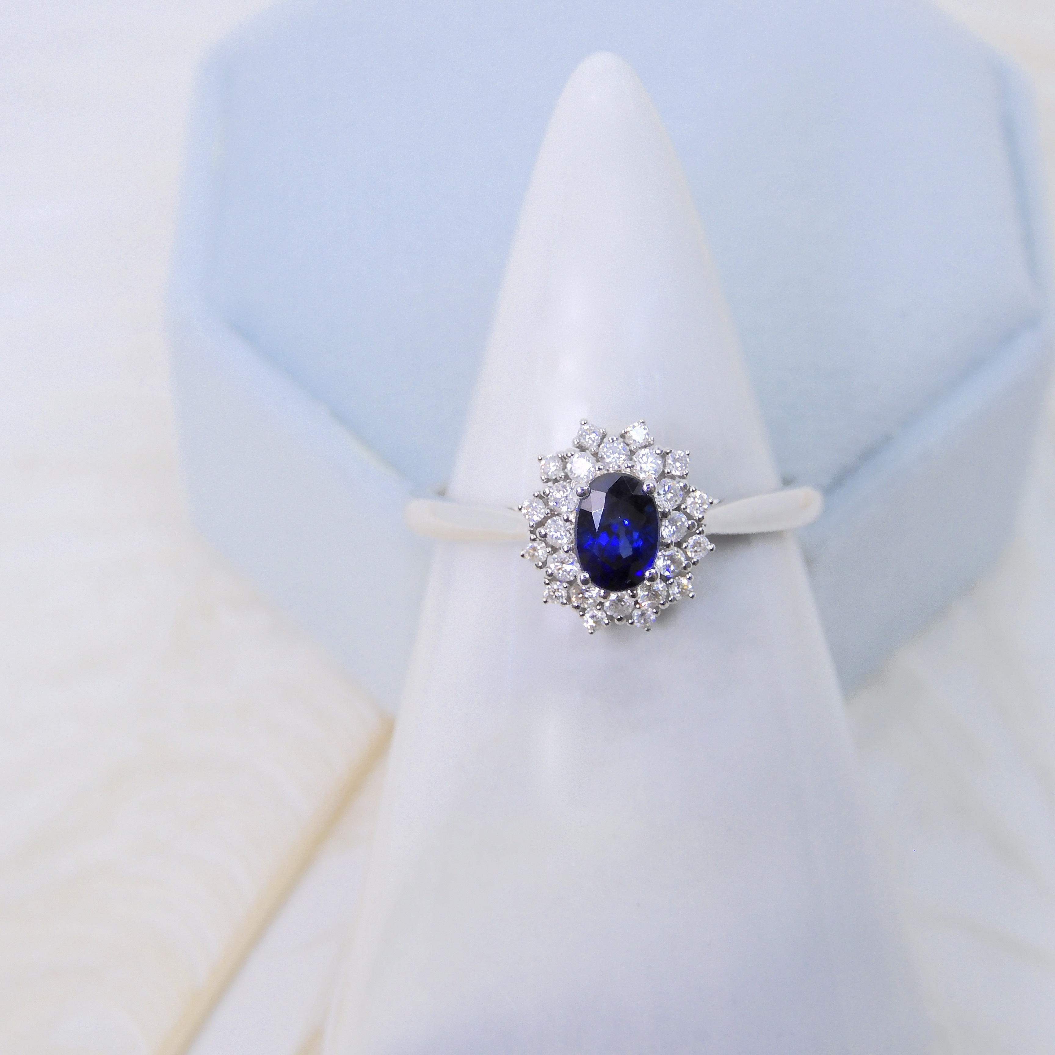 18K金 0.46ct 藍寶石戒指