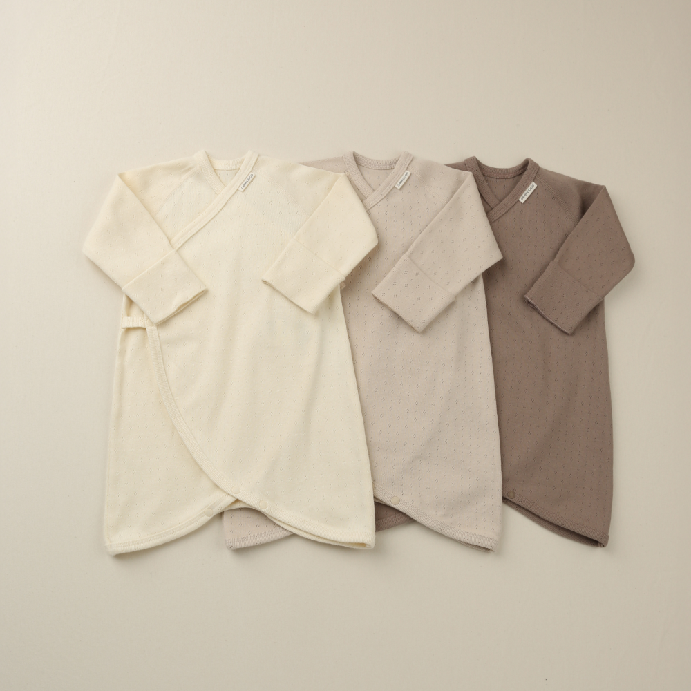 From 長袖新生兒蝴蝶衣