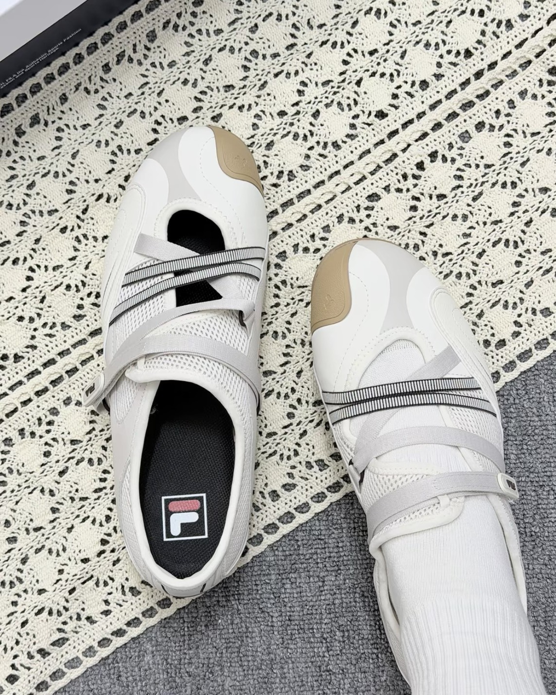 【預購】FILA TURBO SANDAL 芭蕾鞋 燕麥牛奶 F12W622406FCM