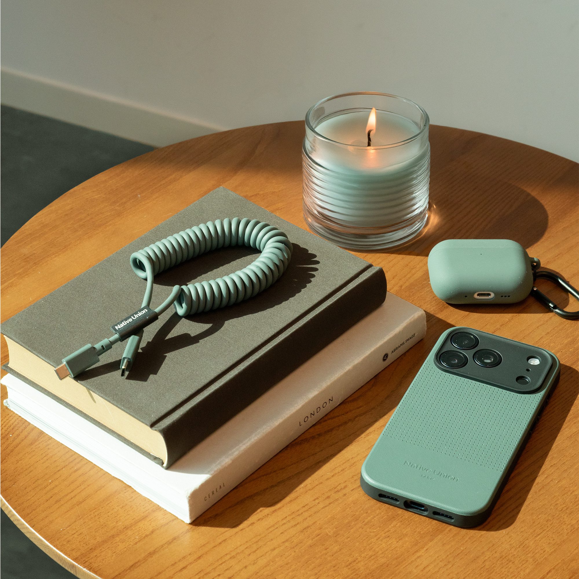 [C-C] POP CABLE 捲捲充電線-石墨綠