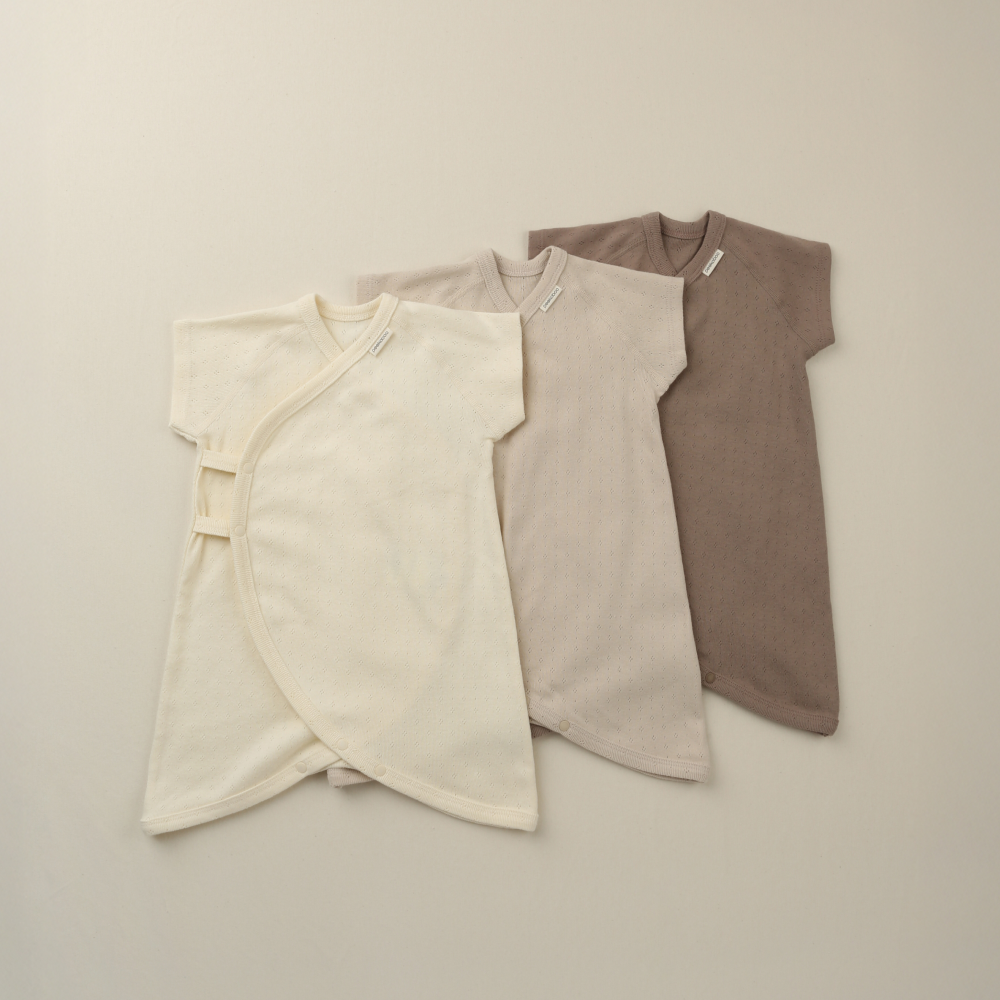 From 短袖新生兒蝴蝶衣