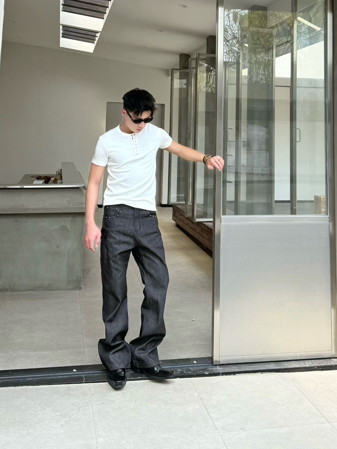 (GOAL) 亨利領鈕扣剪裁上衣 CKC T186