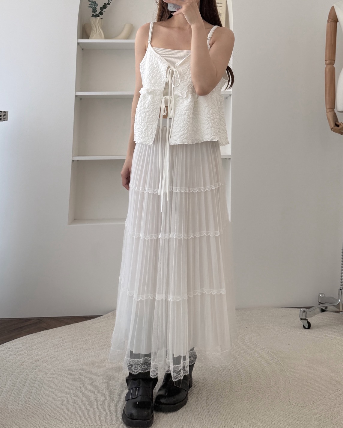 法朵Fado shop｜花花壓紋雙綁背心 1705011 兩色