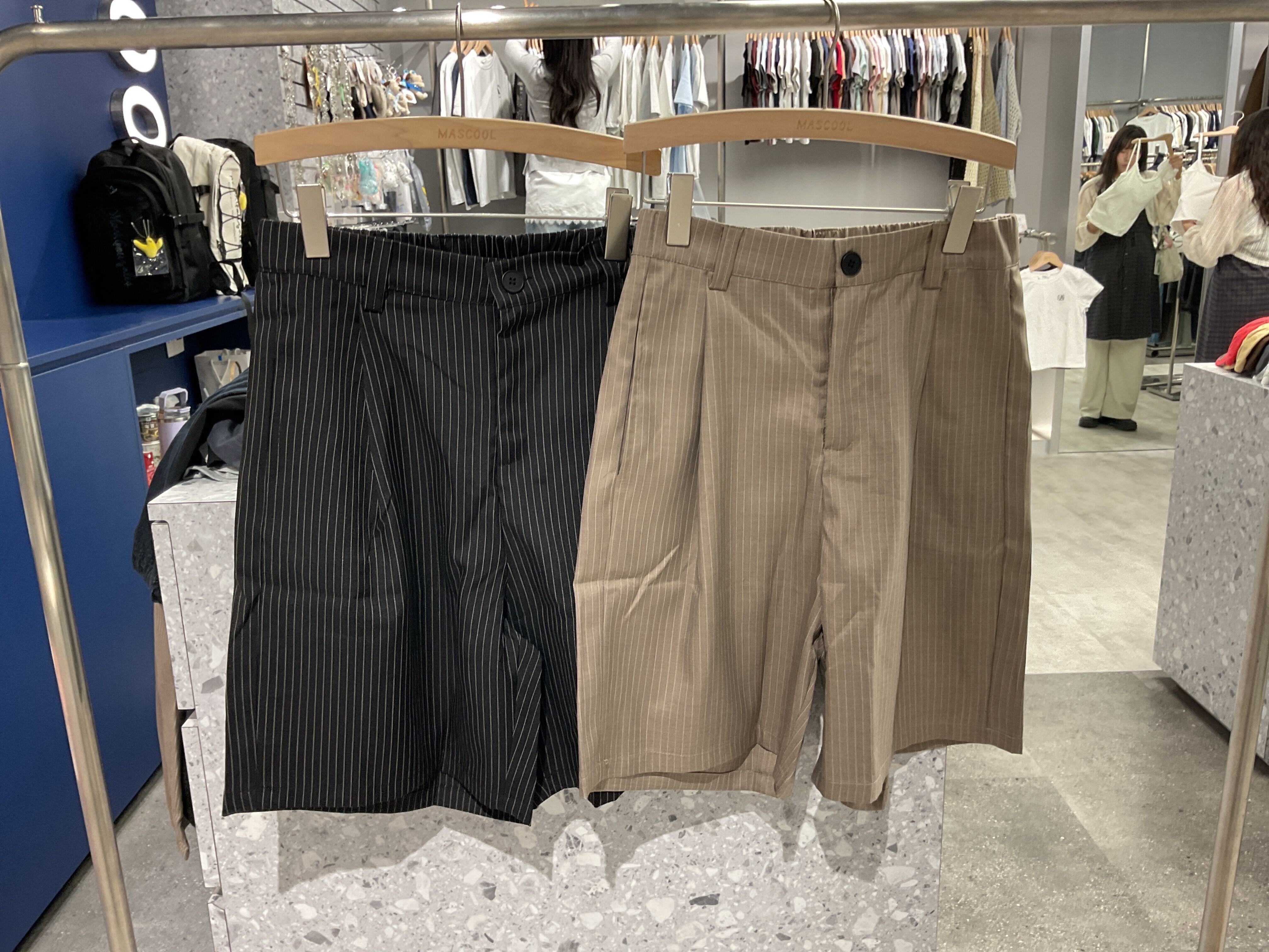 2602 直條紋短褲