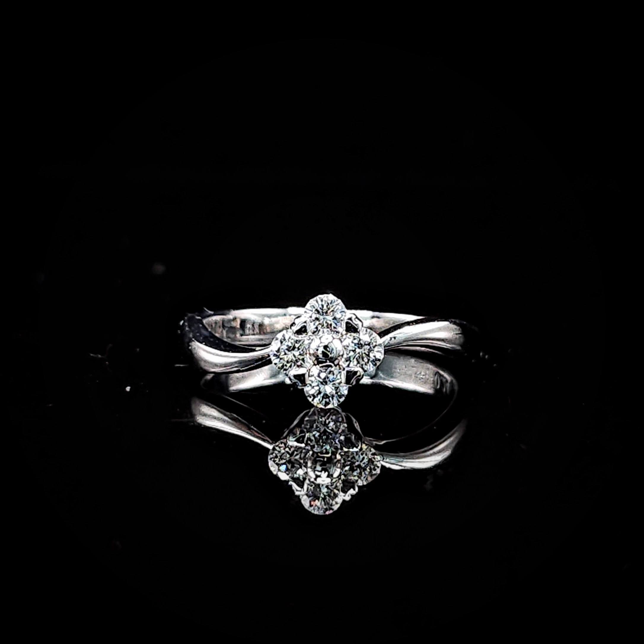 全新18K白金24份鑽石戒指