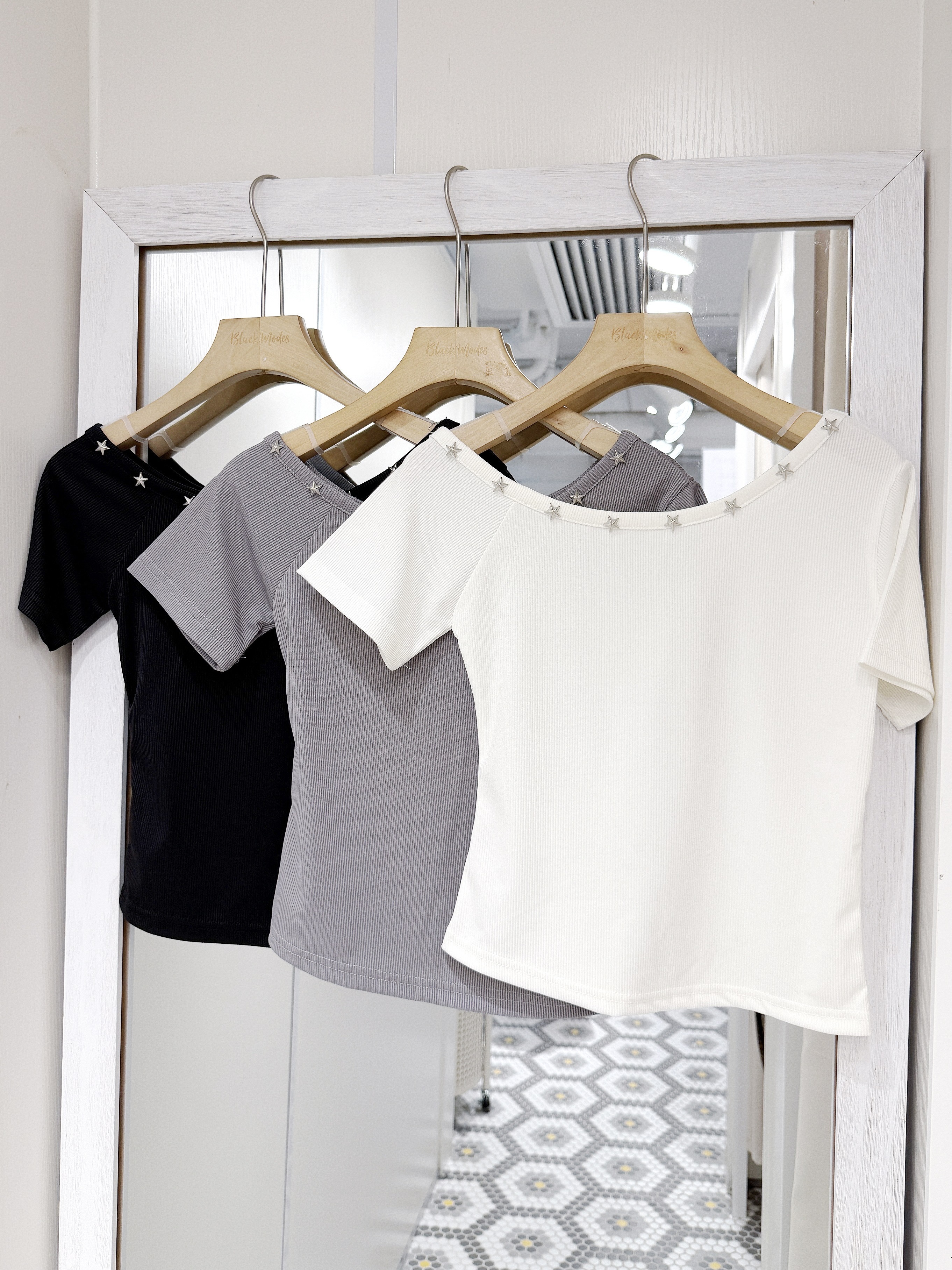 T1373｜型格感星星窩釘斜肩軟感上衣.𖥔 ݁ ˖ִ🛸༄˖°.