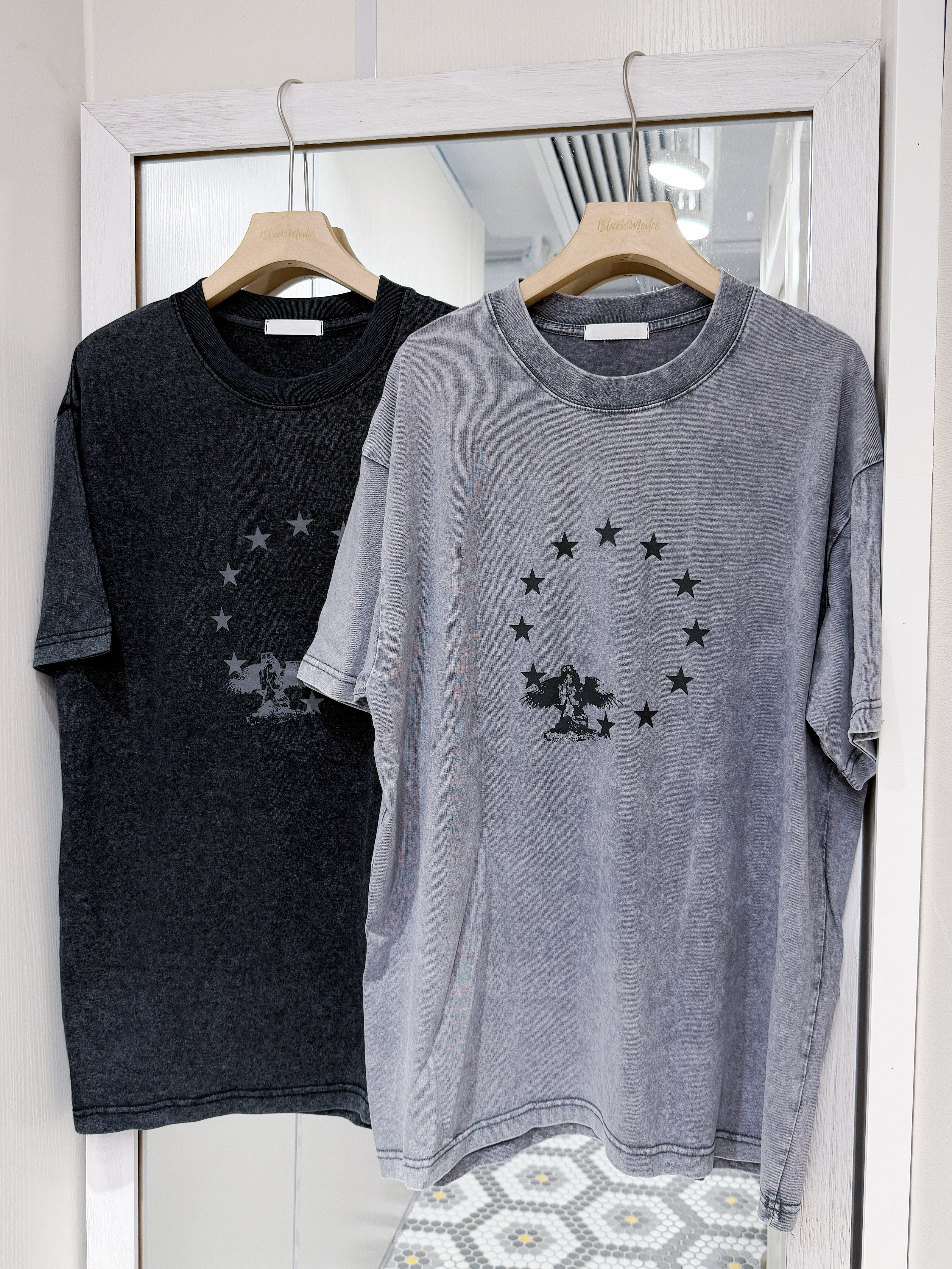 T1371｜UNISEX🕸️๋࣭ ⭑復古感洗水星星 oversize TEE