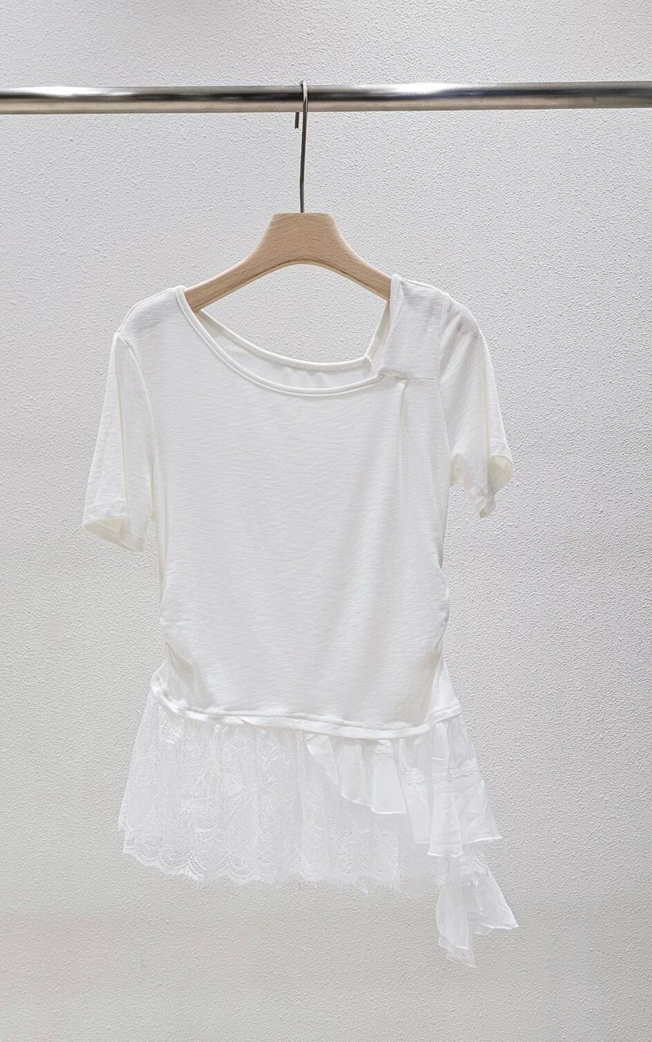 W28 胸37 -60 長 28 $399 (一口價)