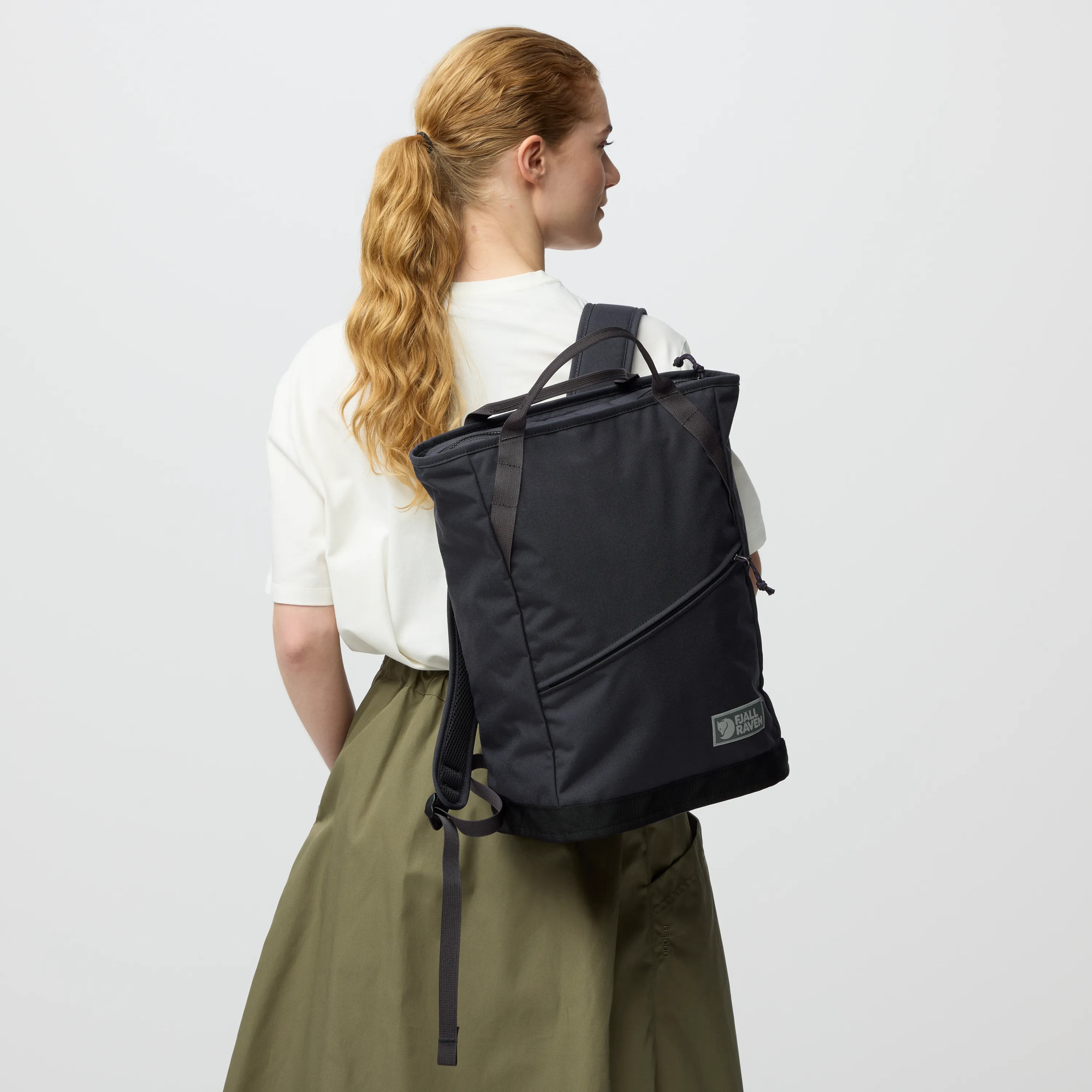 Fjallraven 小狐狸 Vardag Totepack 22托特包