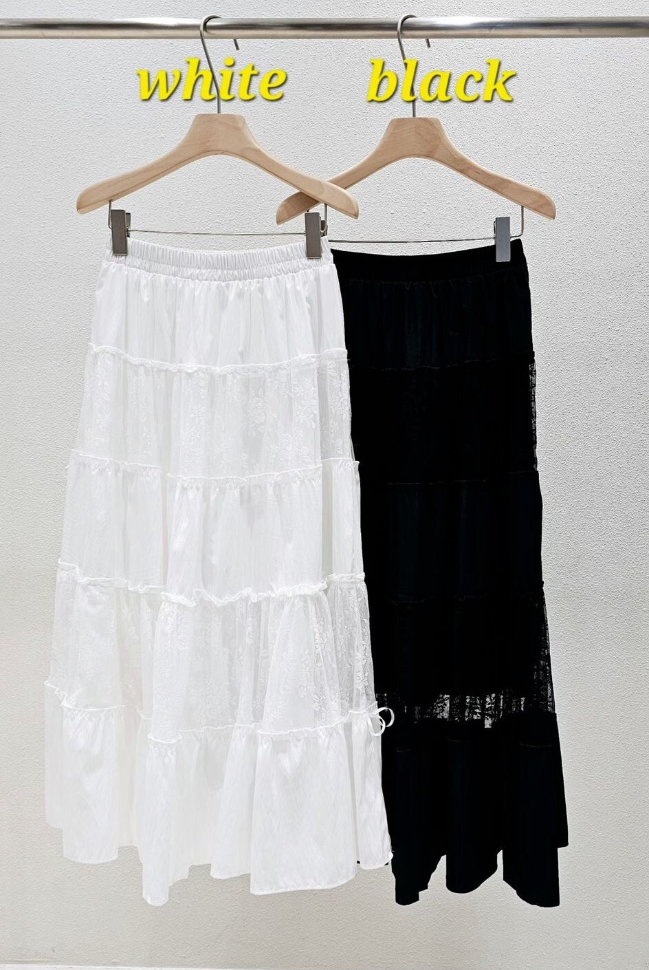 W44  腰25-41 hip 52 長35  $369 (一口價)