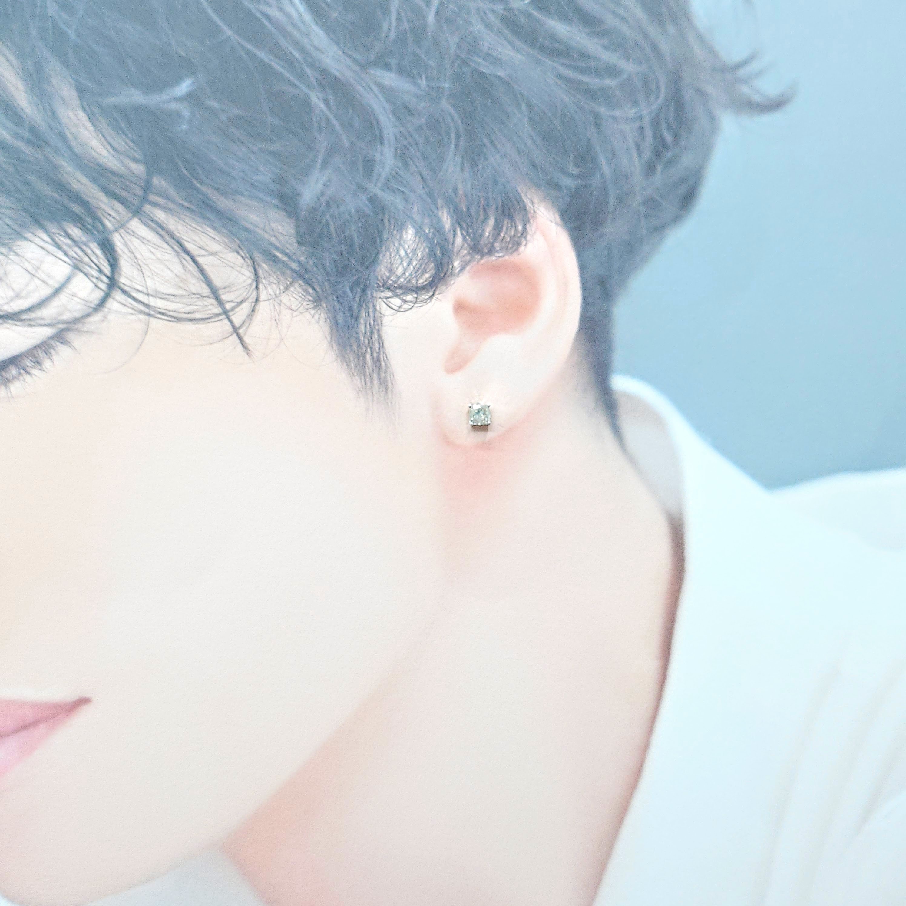 全新18K白金【單粒57份方形鑽石】單耳環