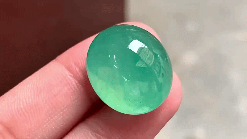 325462 翡翠木那種綠蛋面