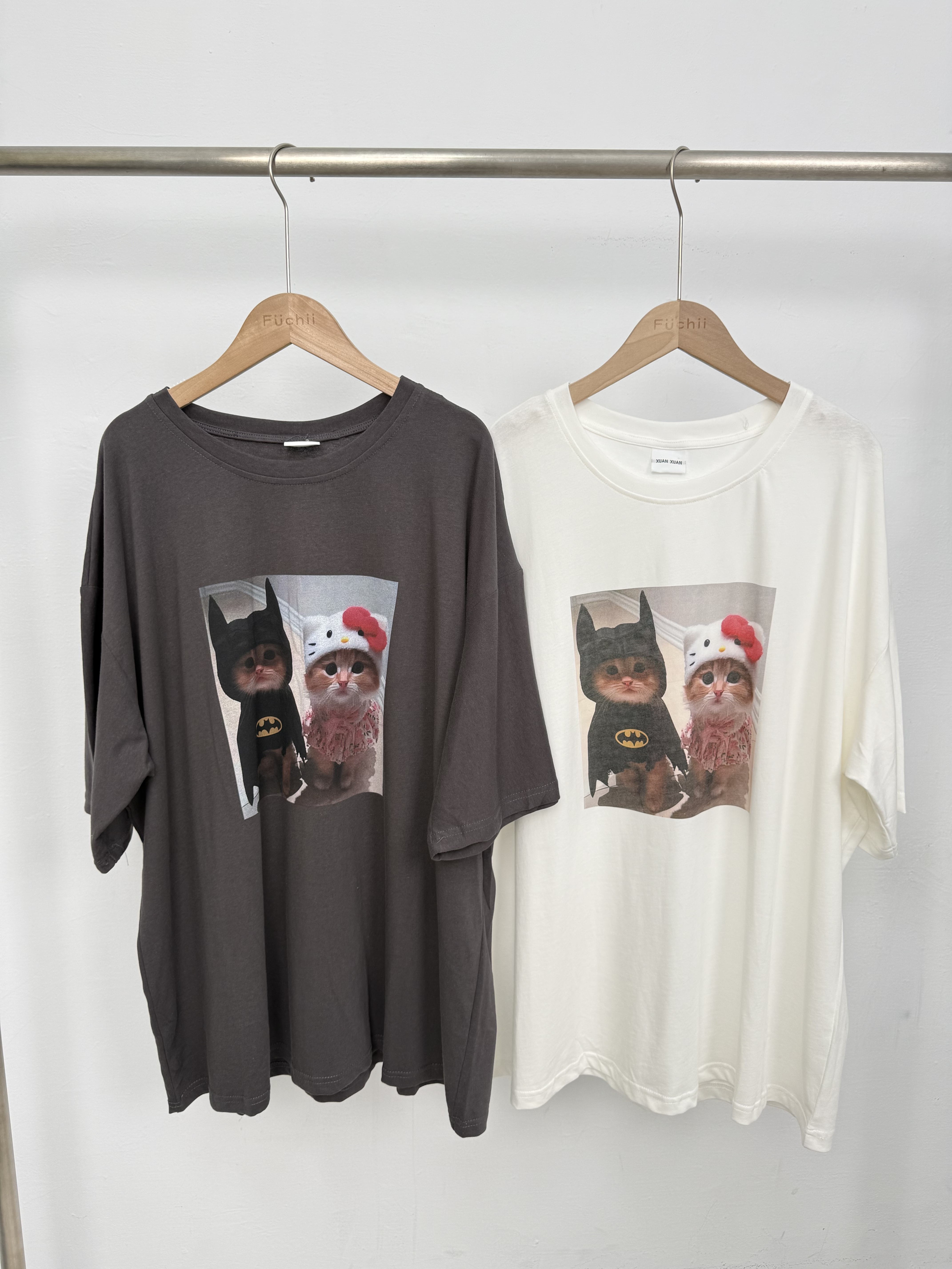 B23蝙蝠凱蒂貓印花短袖上衣