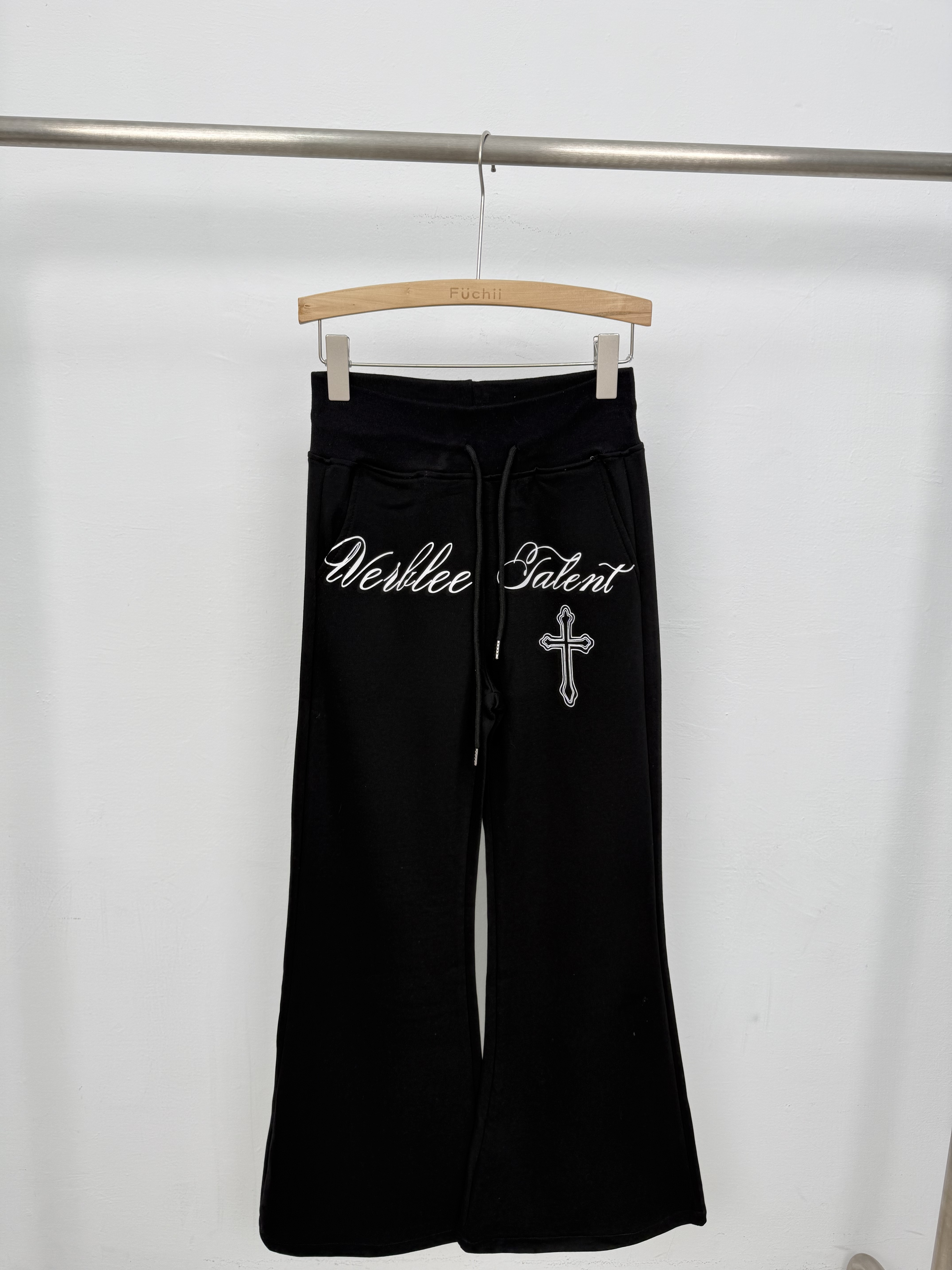 B93 超絕必入款🔥十字印花休閒鬆緊微喇叭褲