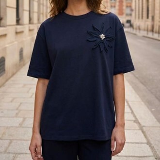 1SO0403-008 [SUNNY STUDIO] Flower T‑shirt Marine #11946 (EU)