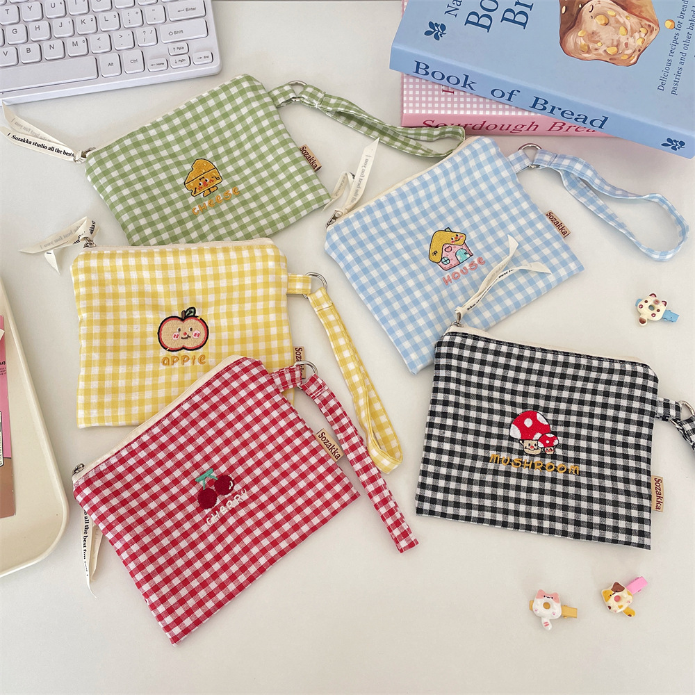 《6669》可愛刺繡格子收納包