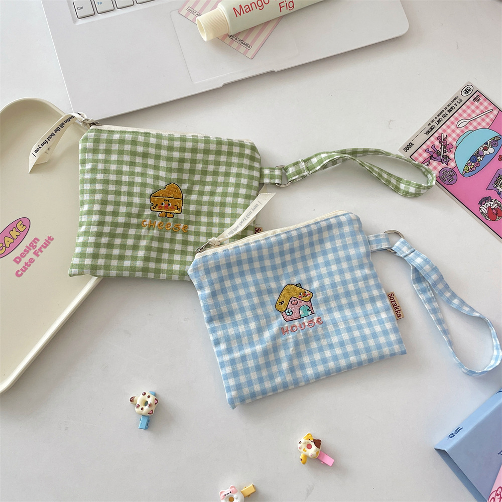 《6669》可愛刺繡格子收納包
