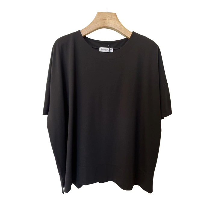 1SO0403-020 [SUNNY STUDIO] Casual Chic Top Black #11518 (EU)