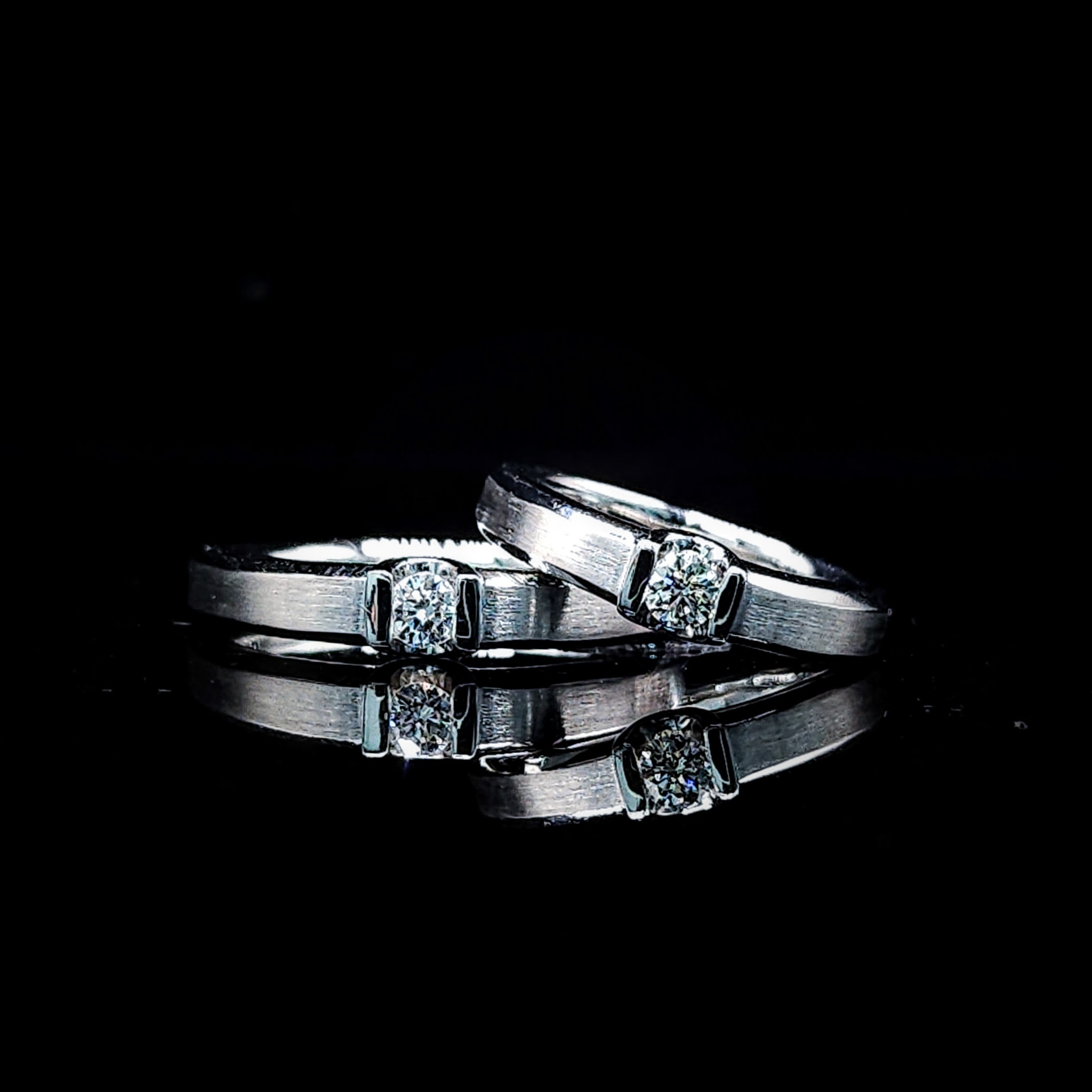 全新18K白金【主石27份鑽石】對裝情侶戒指