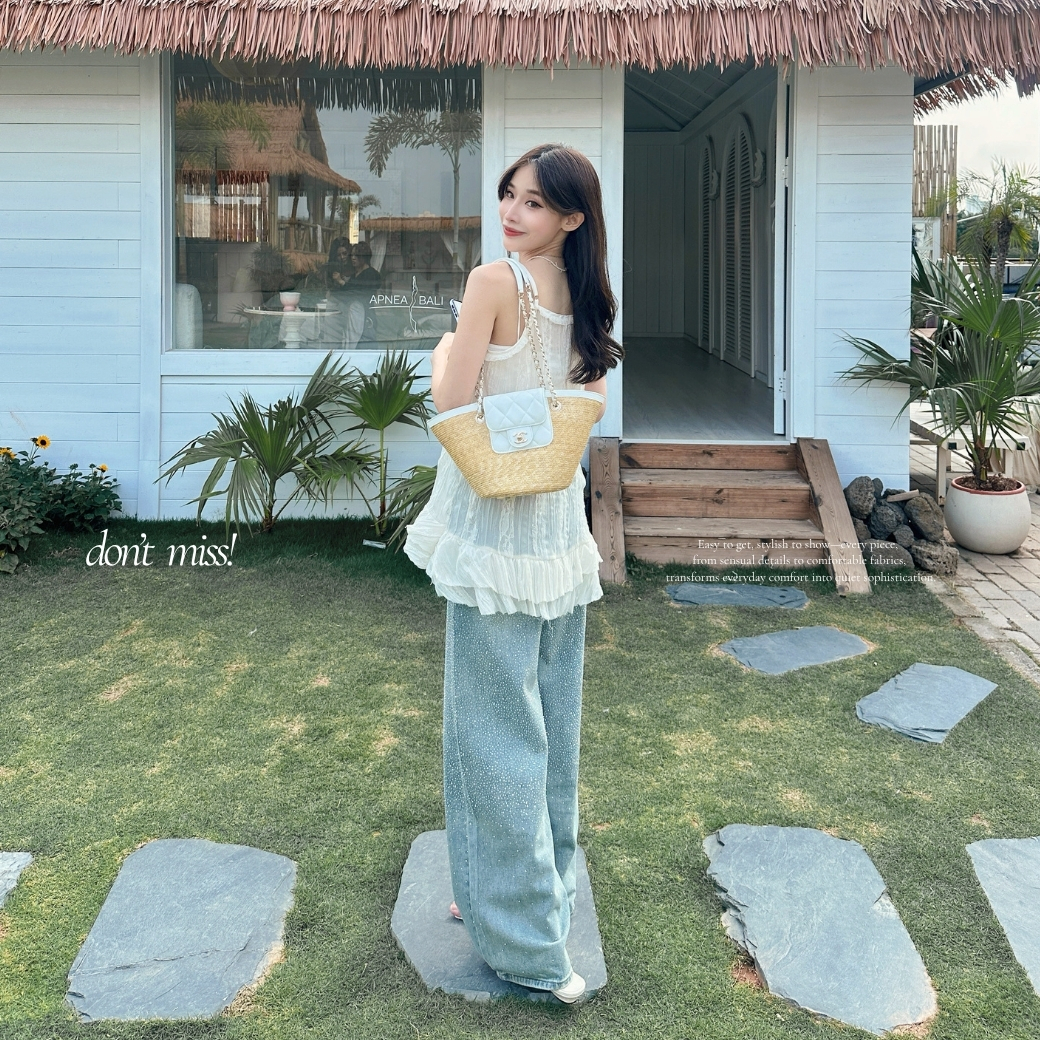 【輕透層次】DOMISS法式荷葉邊細肩背心-2色 透膚上衣 溫柔度假感必收(現+預)