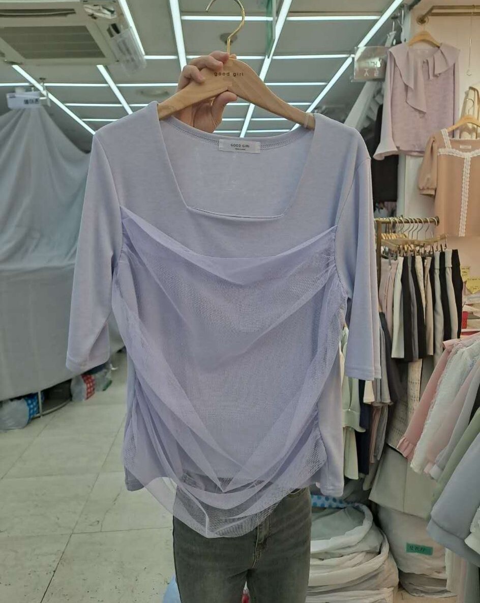 G13 胸36-52 長22 $339 (一口價)