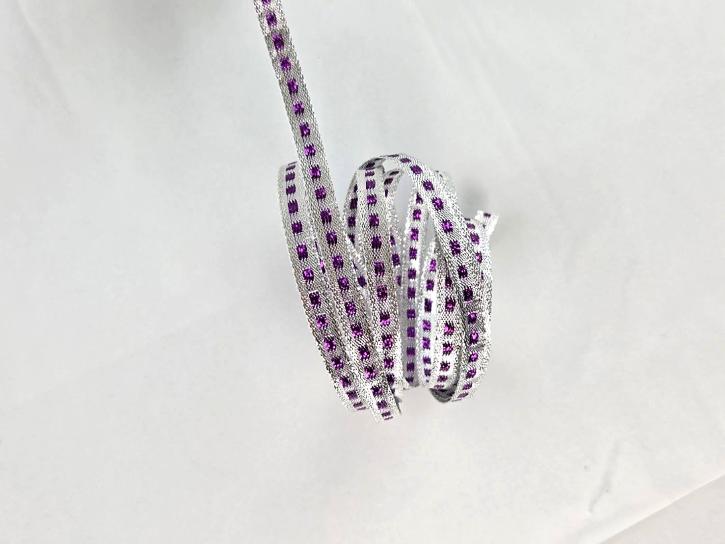 彩色玻璃/金屬帶