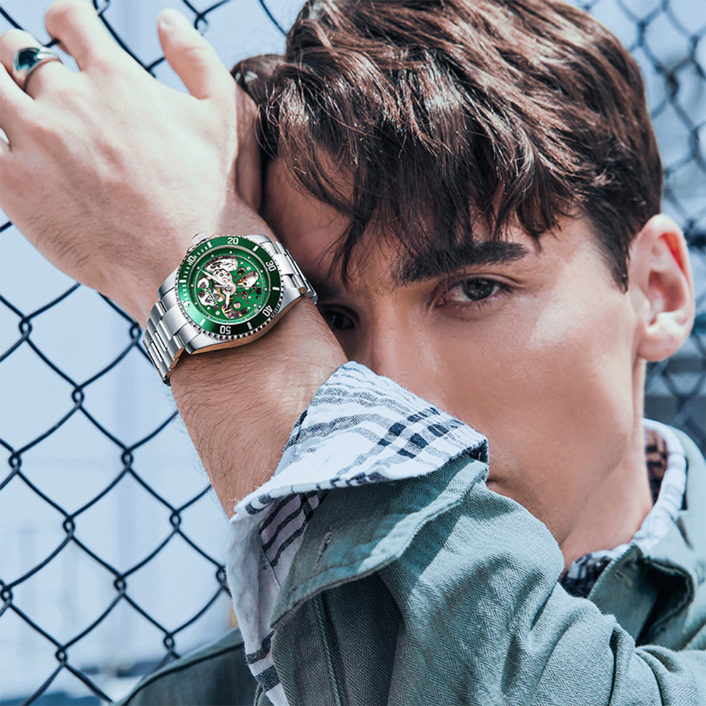 【Mark Fairwhale 馬克菲爾 】6920 水鬼 鏤空 夜光顯示 機械 手錶