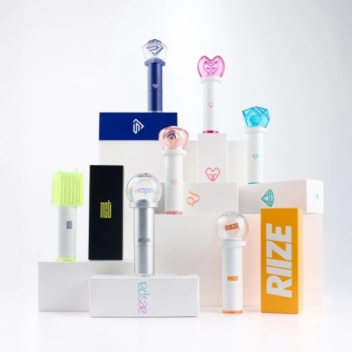 【預訂】AW040201 韓國大熱 Laneige Fansignal Lip Balm K-POP 應援棒潤唇膏