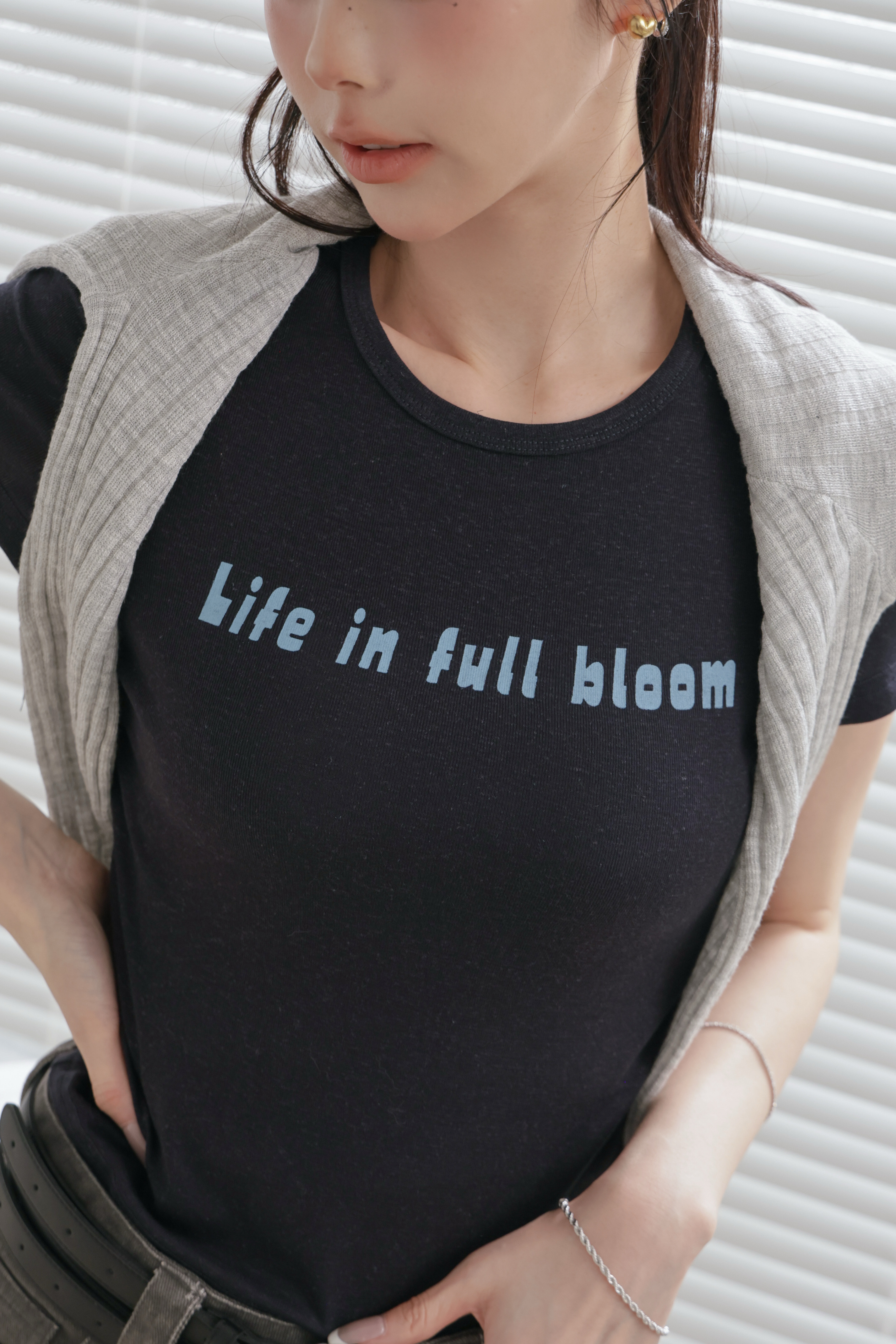 Life Bloom簡約字母短T P31