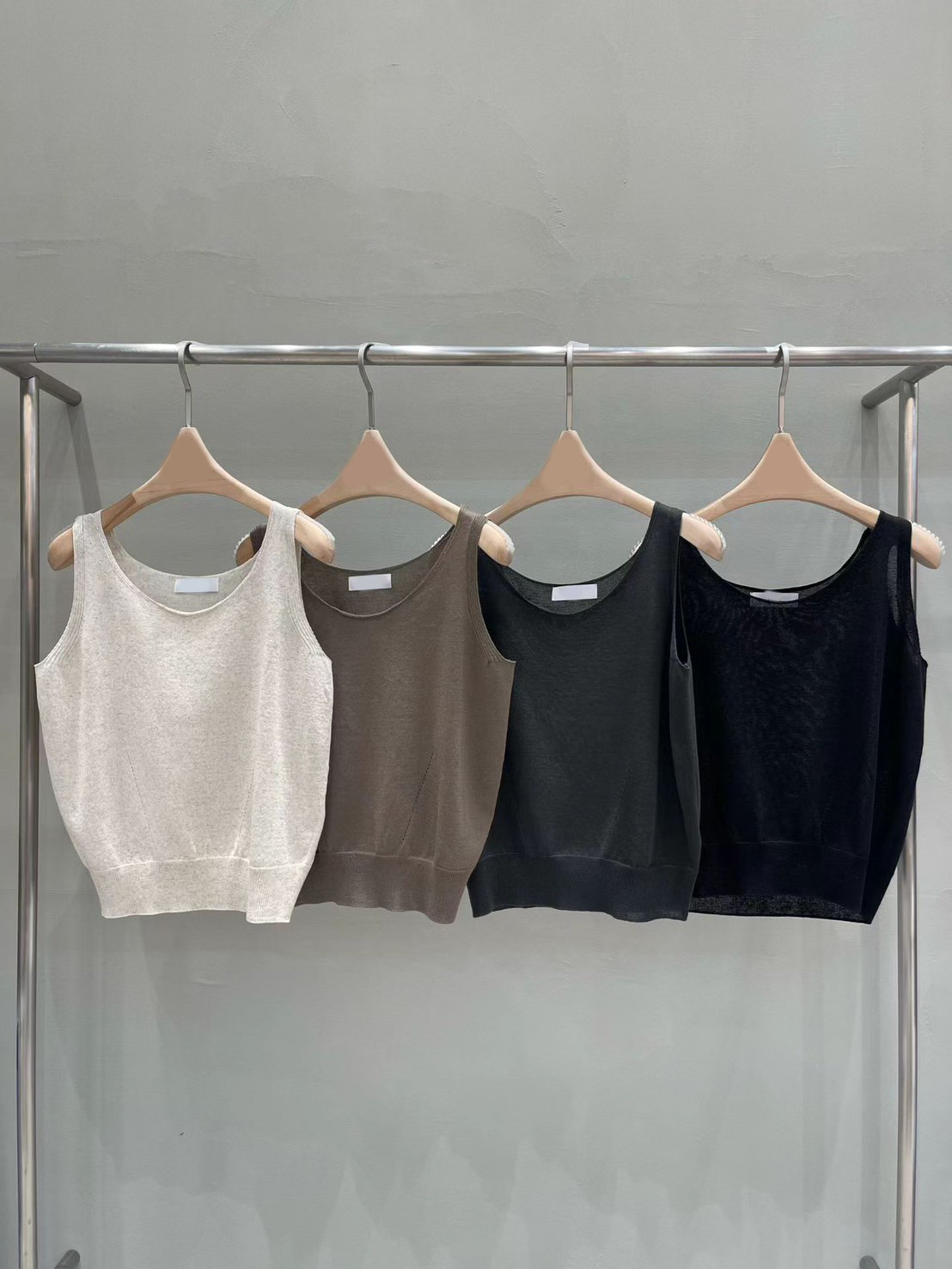 大地色系圓領針織背心上衣 / 4色