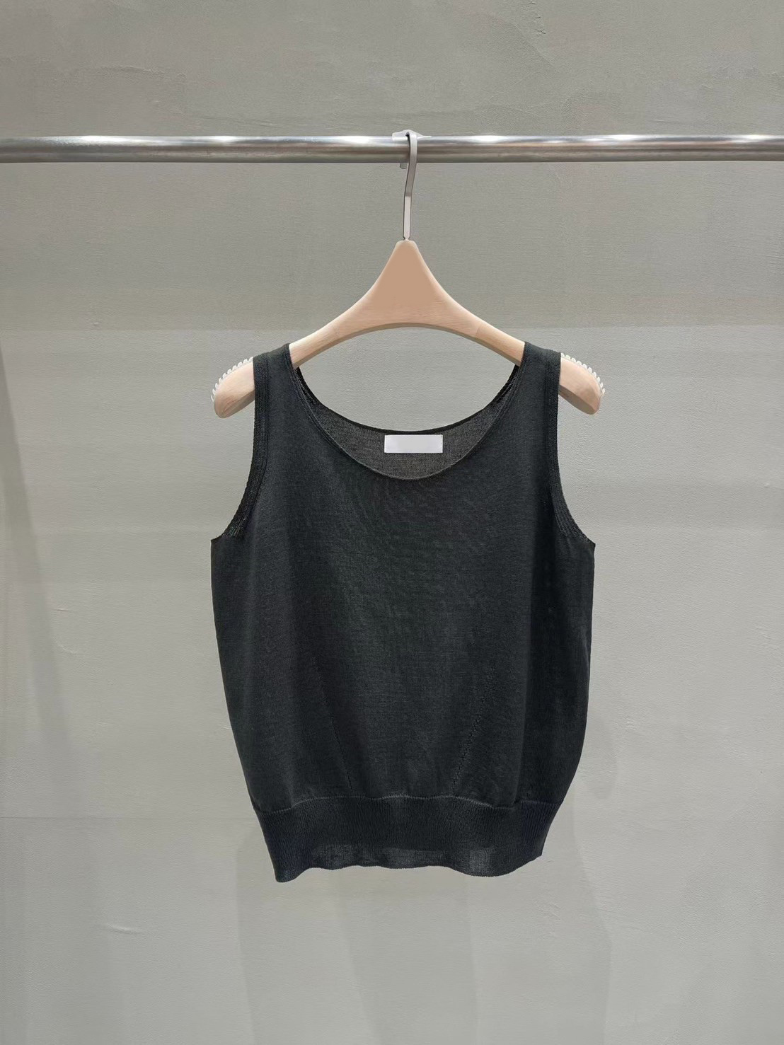 大地色系圓領針織背心上衣 / 4色