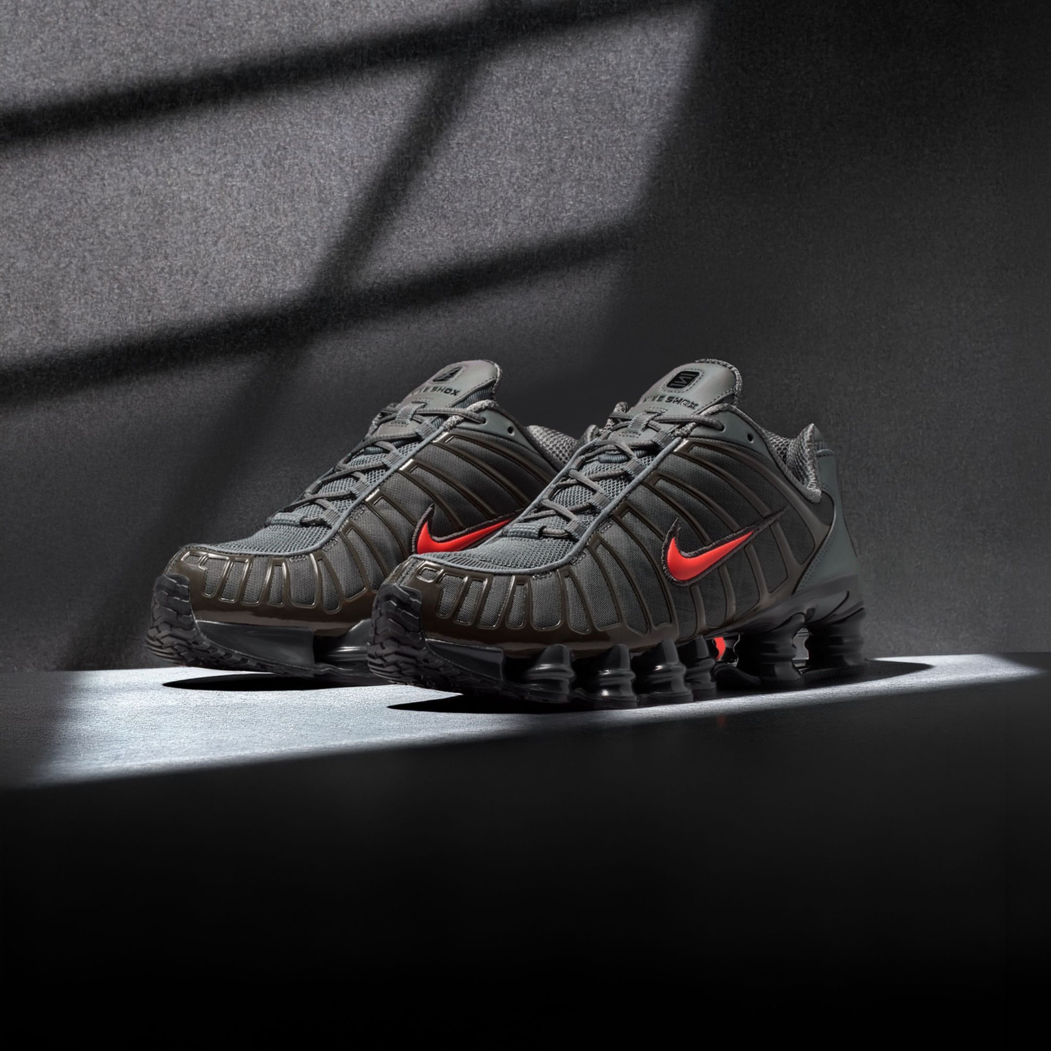 NICEDAY 代購 Nike Shox TL Smoke Grey Bright Crimson 灰紅 彈簧鞋 IQ6599-003