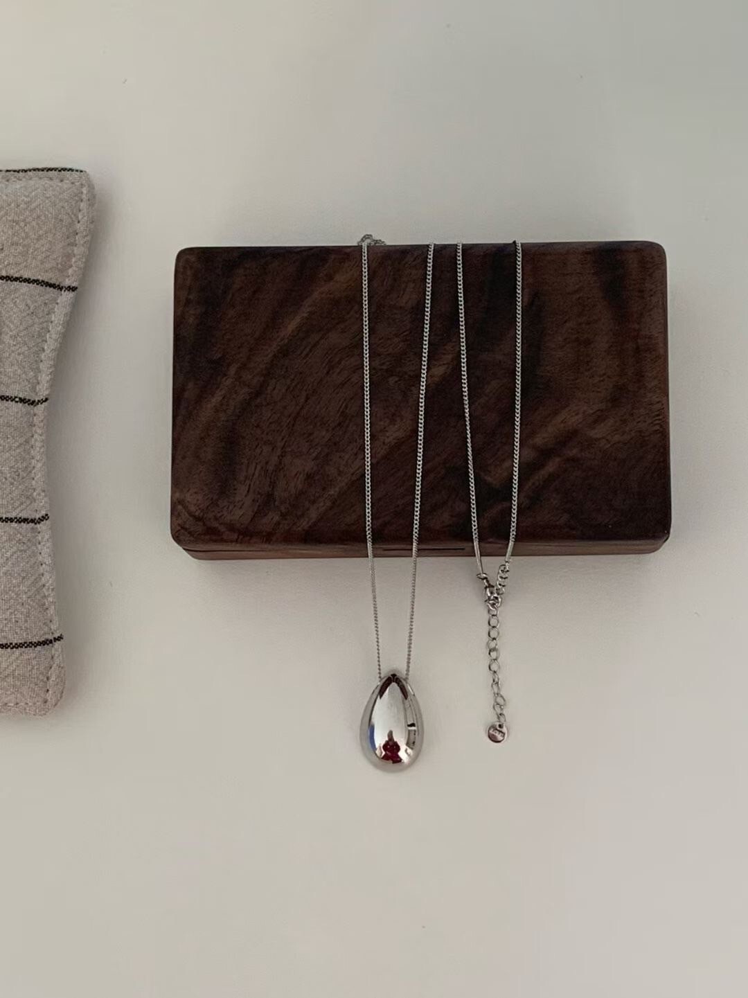 大顆水滴造型毛衣鍊長項鍊