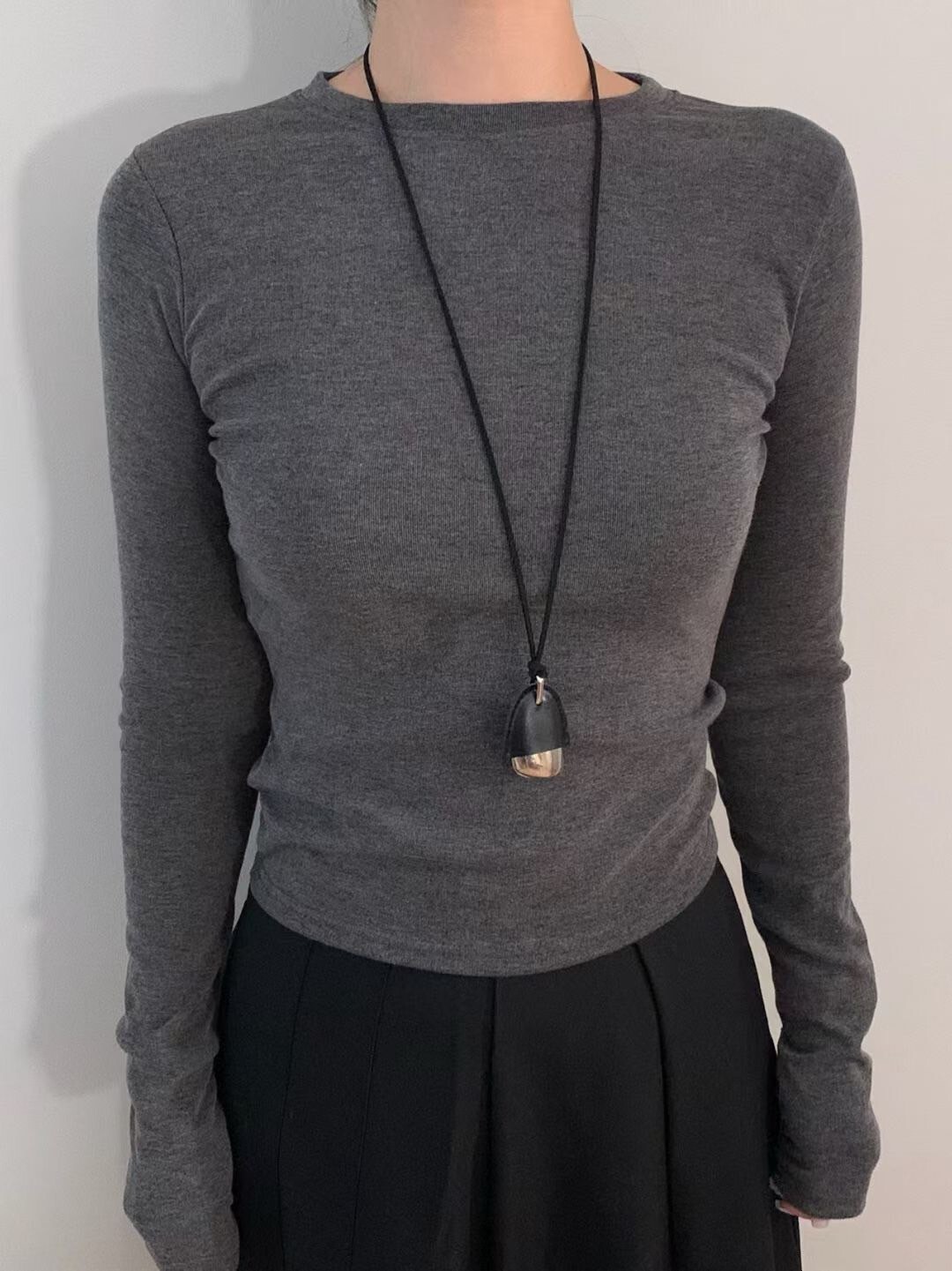 皮件拼水滴銀飾造型皮革長項鍊