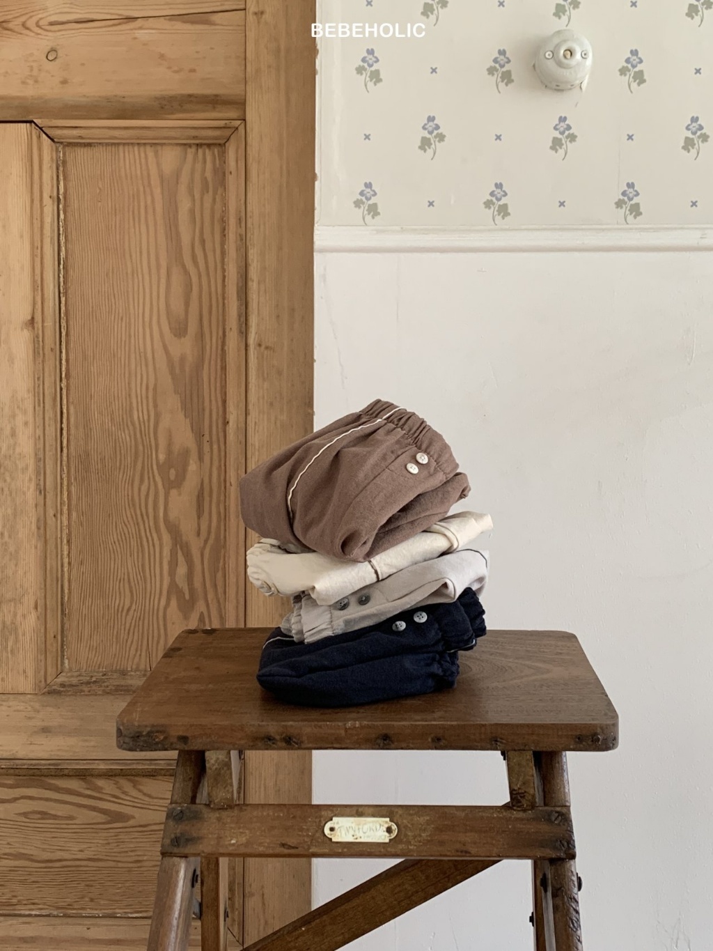 正韓夏bebeholic 嫩嬰切割線四色縮口褲