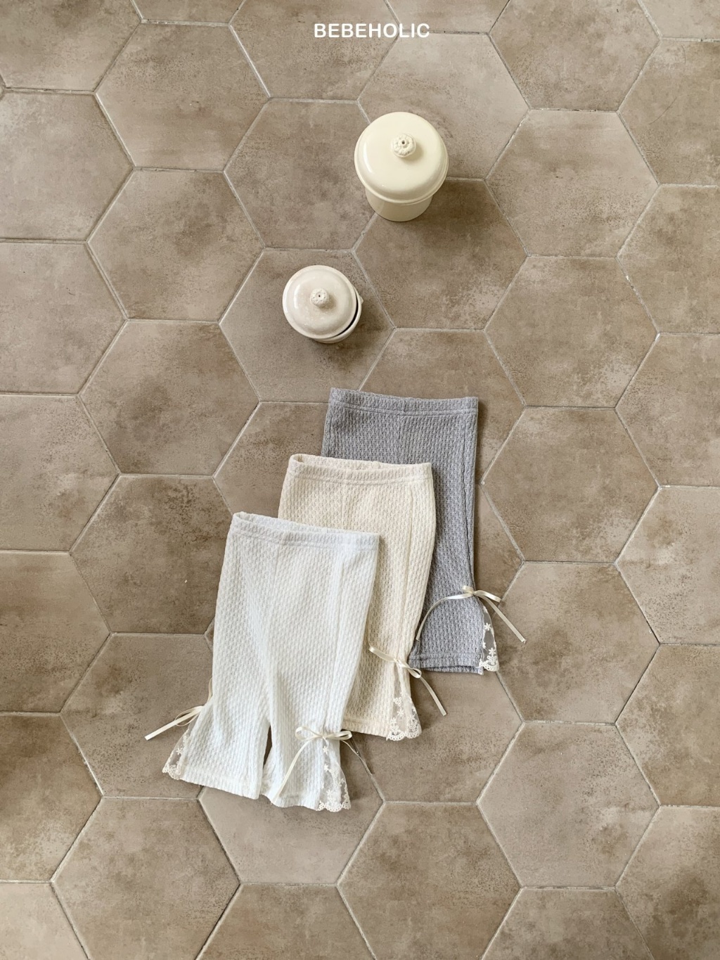 正韓夏bebeholic 嫩嬰三色蝴蝶結喇叭褲