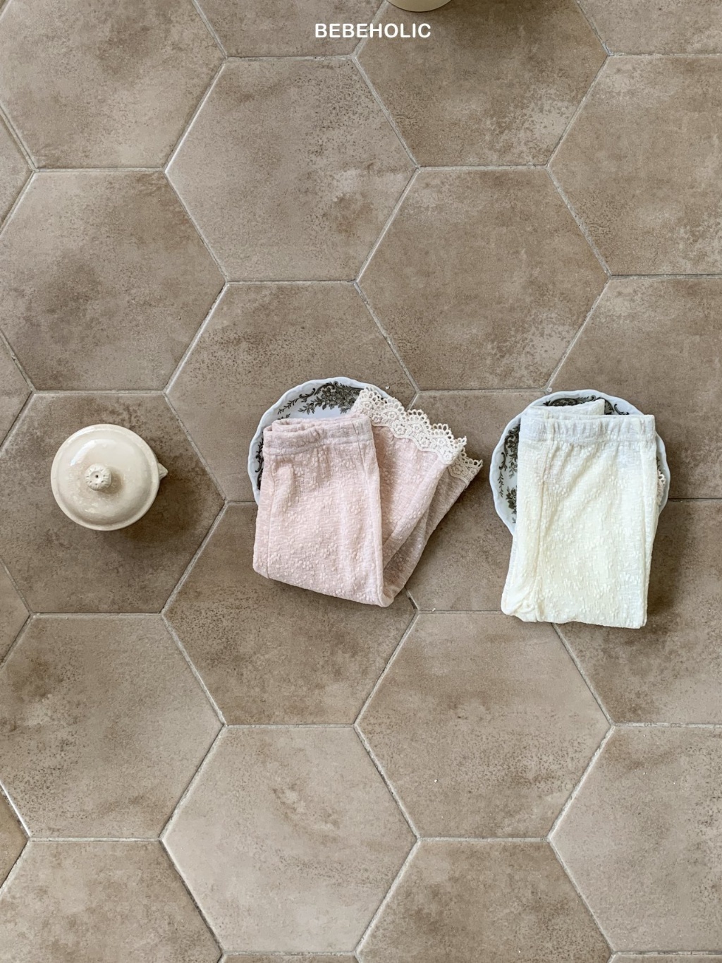 正韓夏bebeholic 嫩嬰細緻壓花長褲