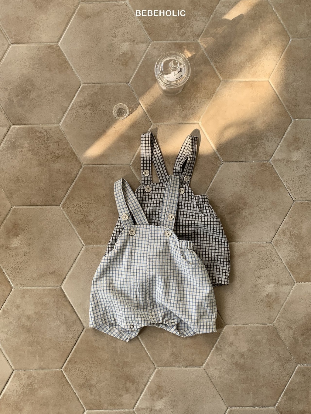 正韓夏bebeholic 嫩嬰2色格紋吊帶包屁褲
