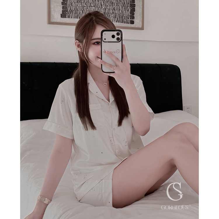 A22「法式綢緞慵懶熊熊睡⾐組」