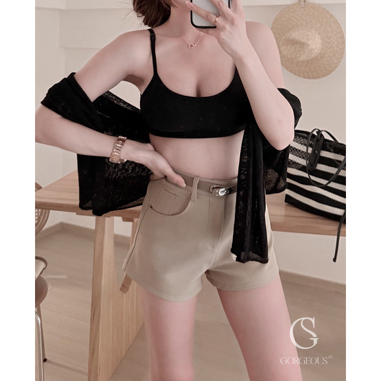 A85「(贈⽪帶) 腿控必收！直腿三⾊短褲」